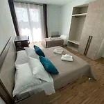 Apartman Agricamping Al Grappolo Di Vino In - Gardasee