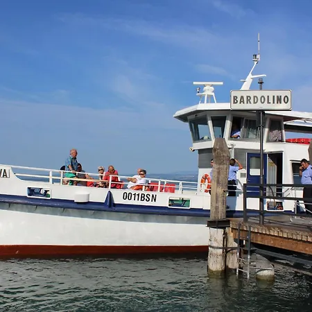 Agricamping Al Grappolo Di Vino In - Gardasee Appartement Lazise